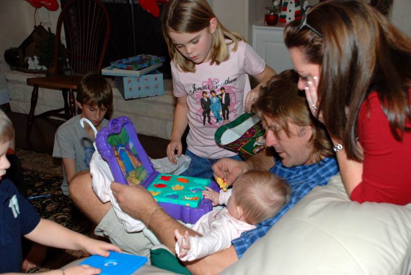 2008/12(Dec)/06(Christmas Eve-Here)/800x600_2008-12-24-53.JPG